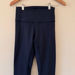 Size 6 Lululemon Wunder Leggings in Navy Dark Blue